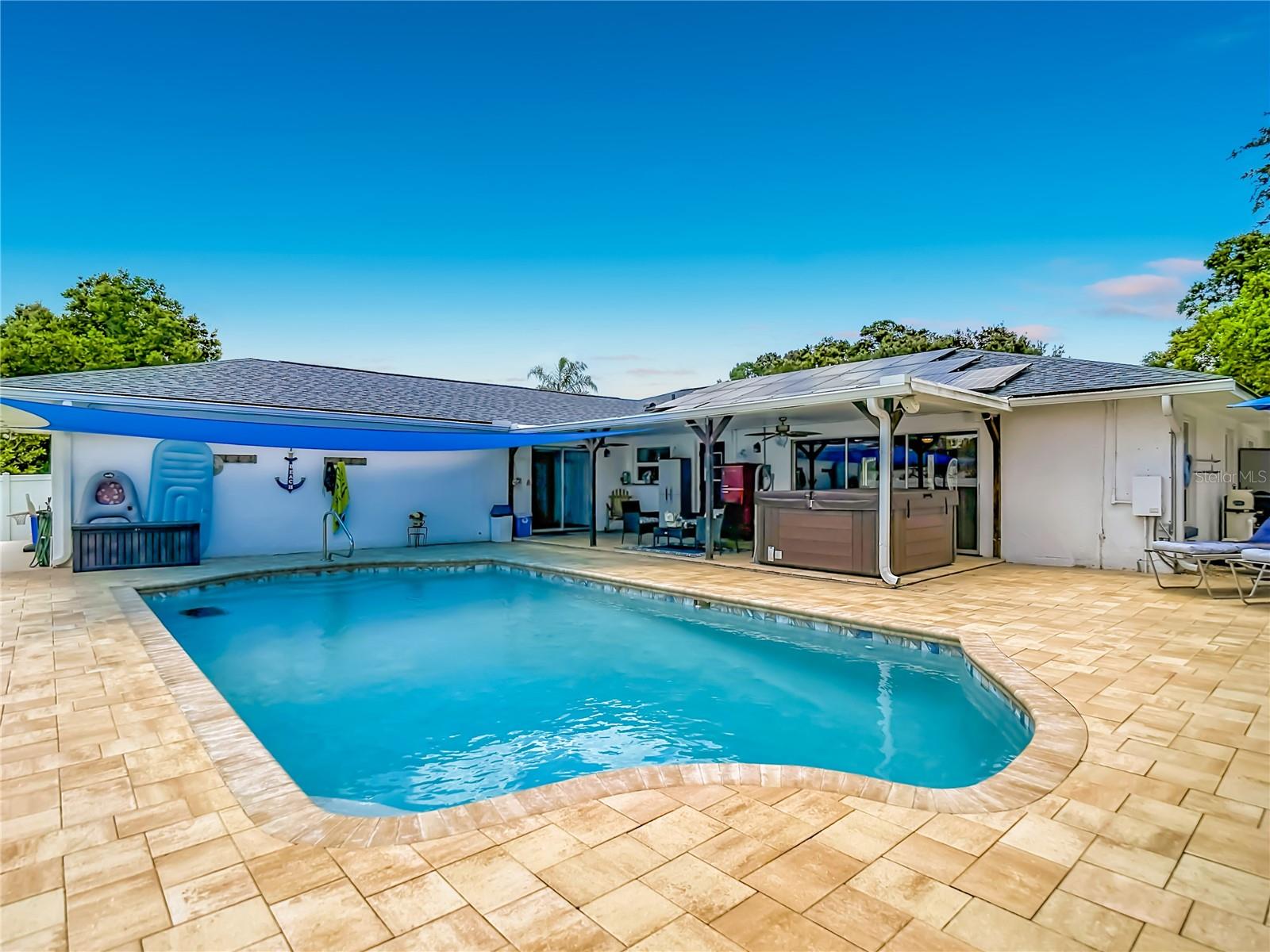 BRANDON GROVES SEC 01 - Residential