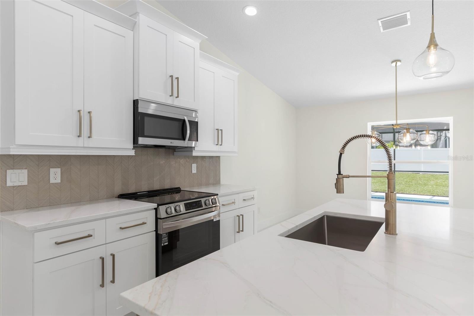 PALM HARBOR CENTER PH 01 - Residential