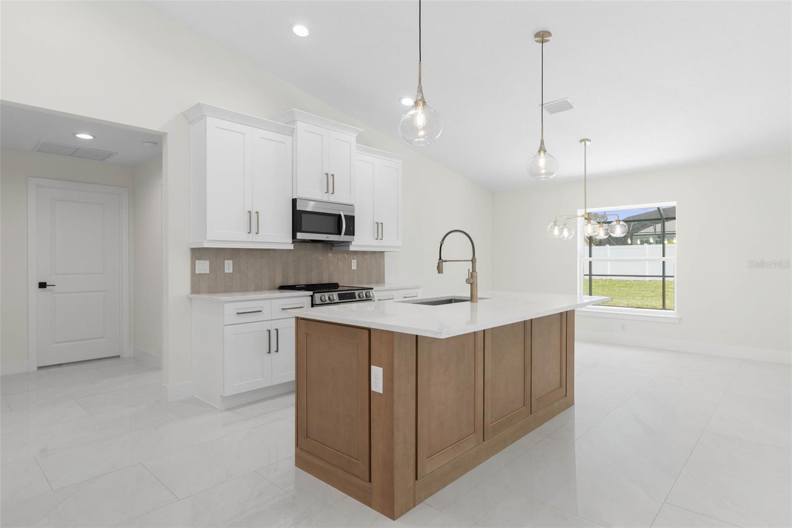 PALM HARBOR CENTER PH 01 - Residential