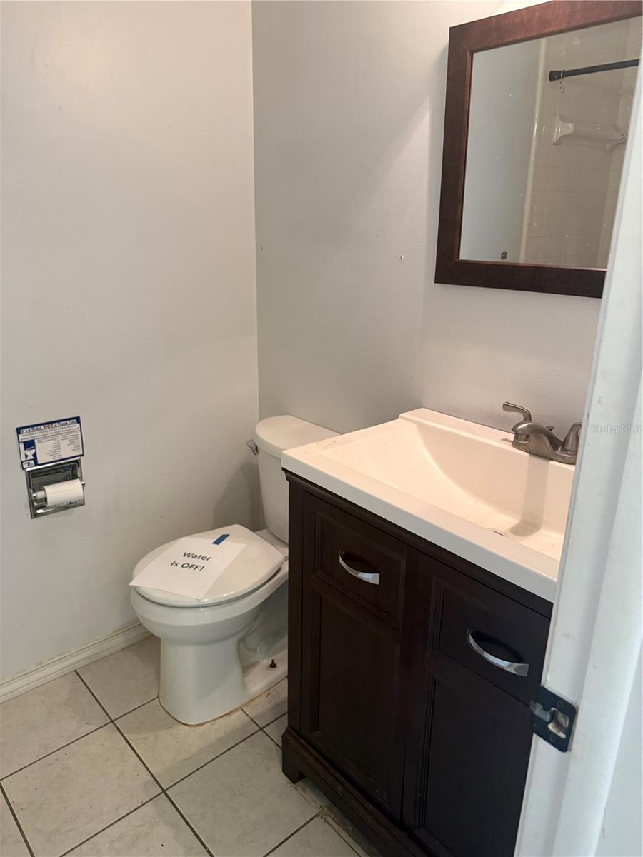 BONNIE GLYNN PH ONE-A - Residential