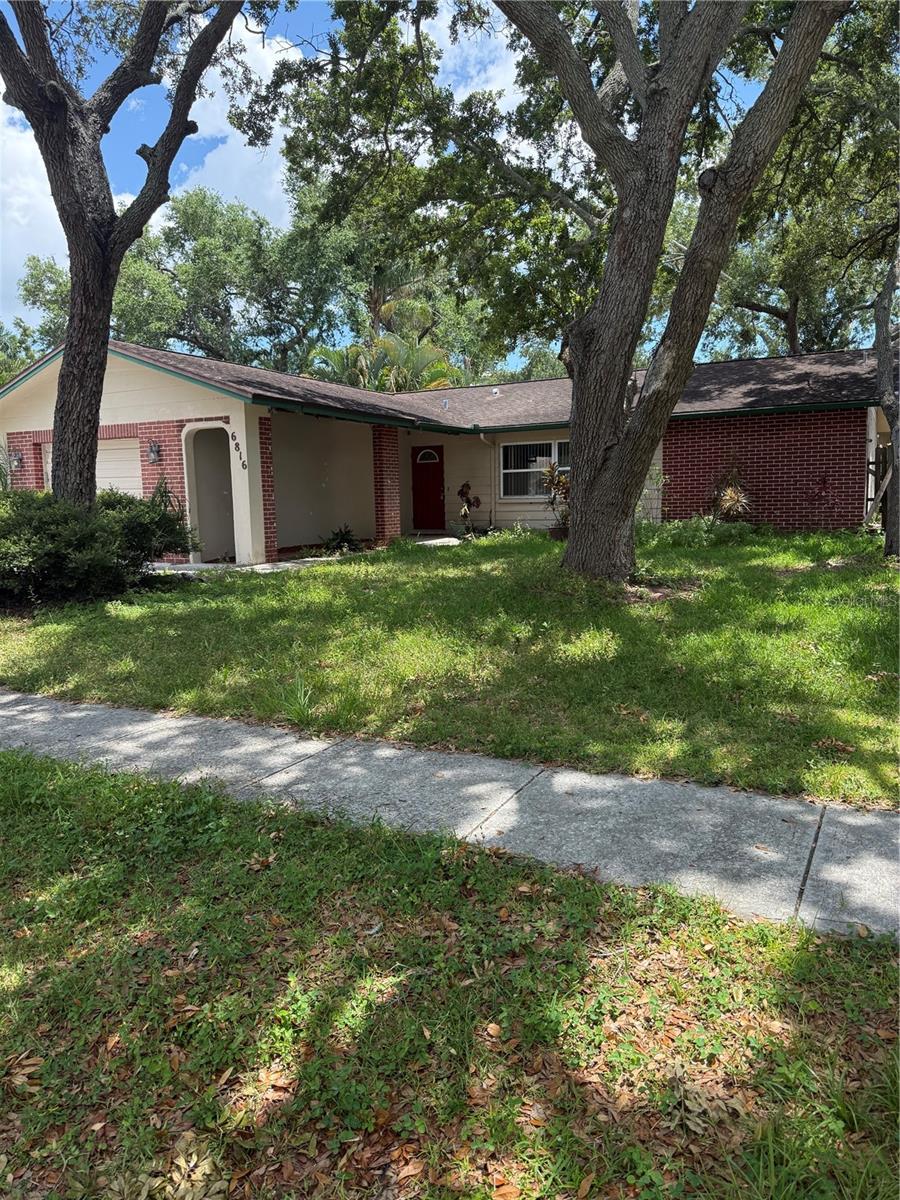 BONNIE GLYNN PH ONE-A - Residential