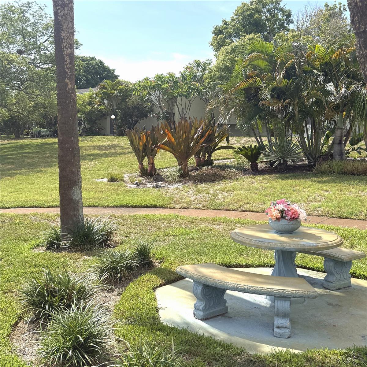 TAMPA VILLAS SOUTH UNIT NO 2 - Residential