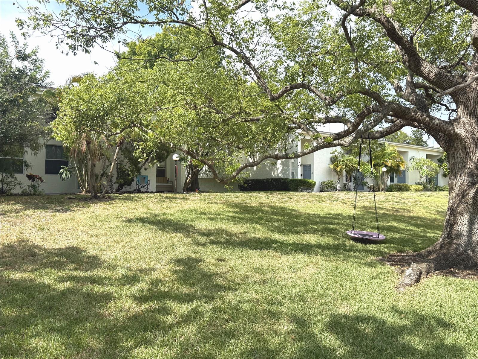 TAMPA VILLAS SOUTH UNIT NO 2 - Residential