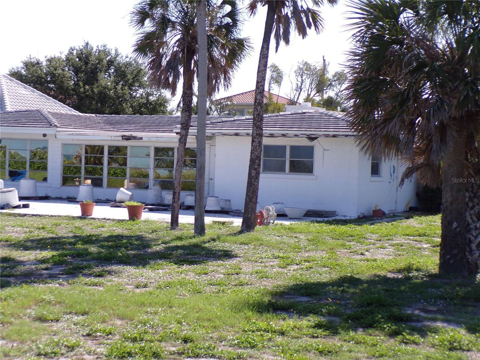VENICE ISLAND NW OF DOWNTOWN W-622000 - Residential