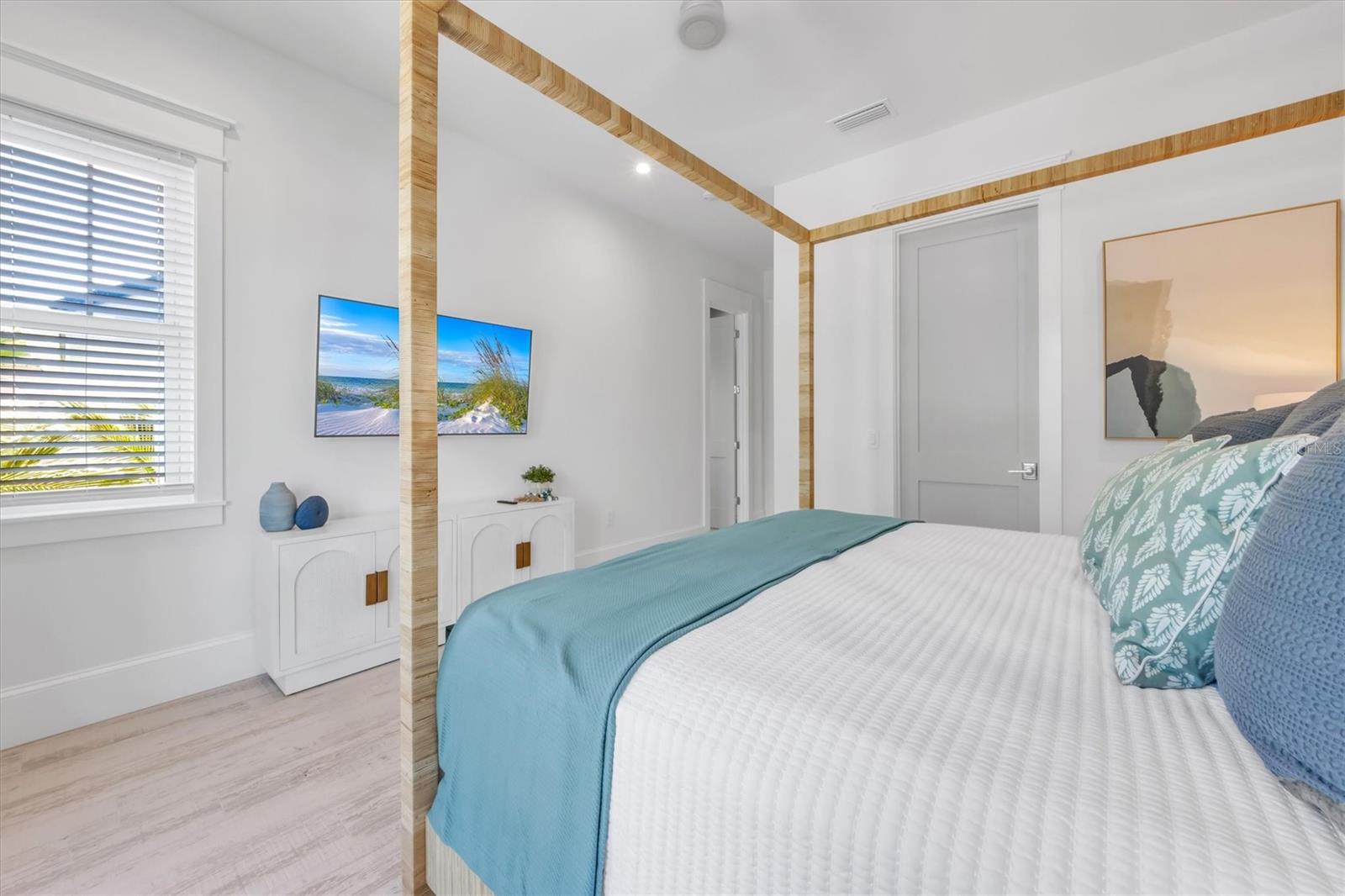 ANNA MARIA BEACH - Residential