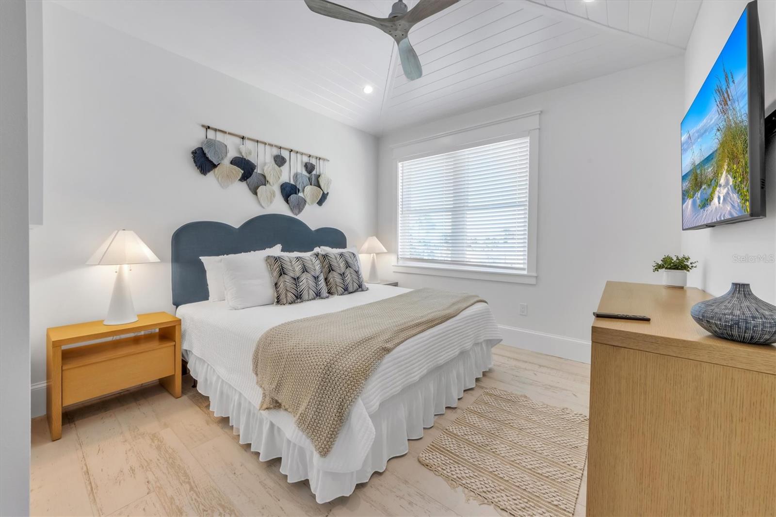 ANNA MARIA BEACH - Residential