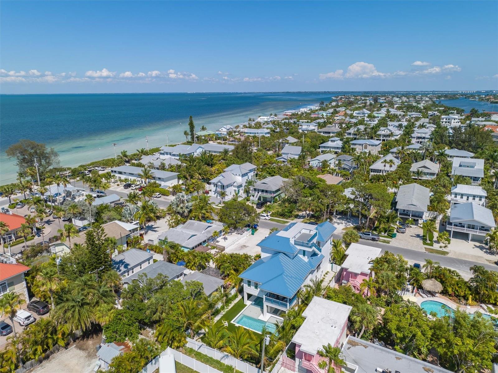 ANNA MARIA BEACH - Residential