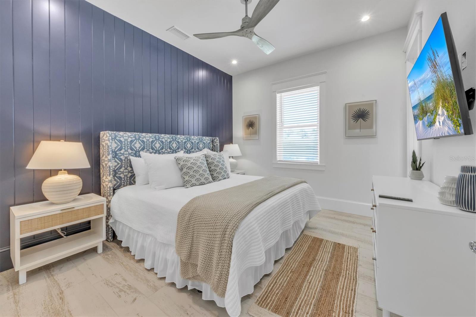 ANNA MARIA BEACH - Residential