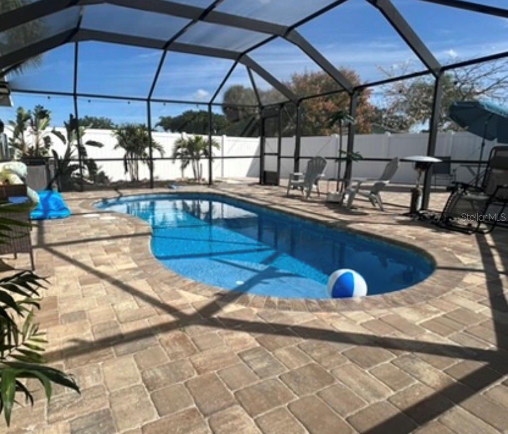 APOLLO BEACH UNIT 08 A RESUBDI - Residential