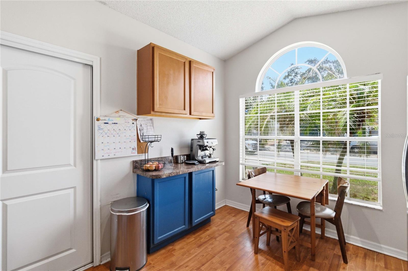 ARBOR POINTE - Residential