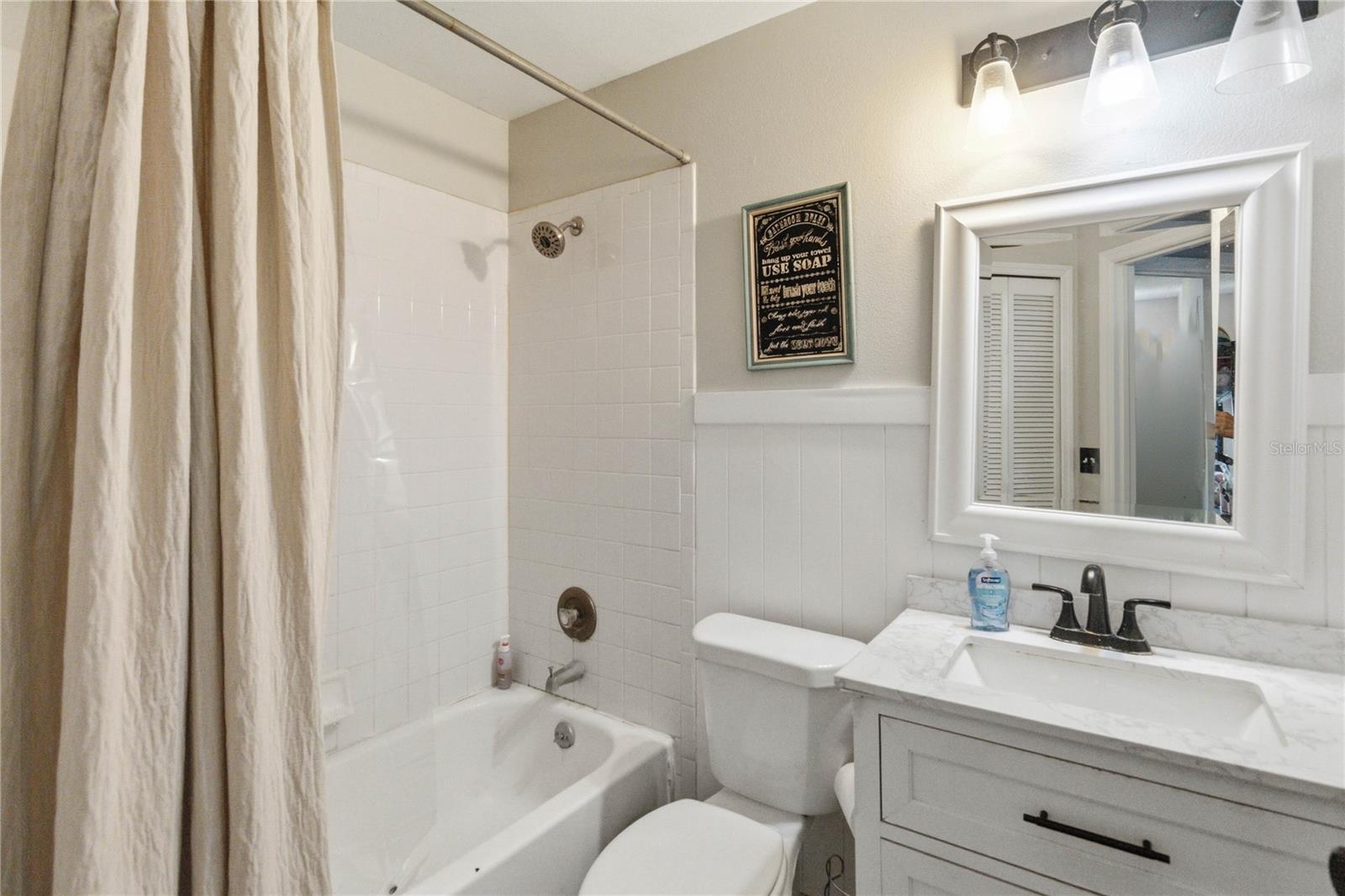 ARBOR POINTE - Residential