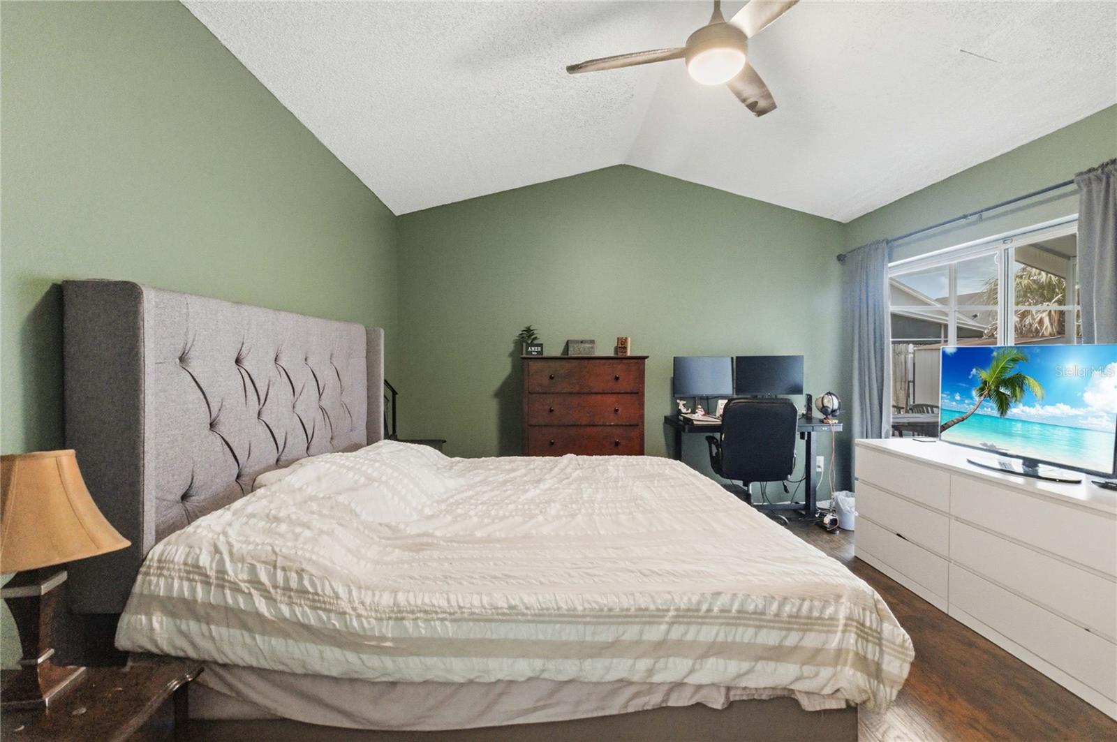 ARBOR POINTE - Residential