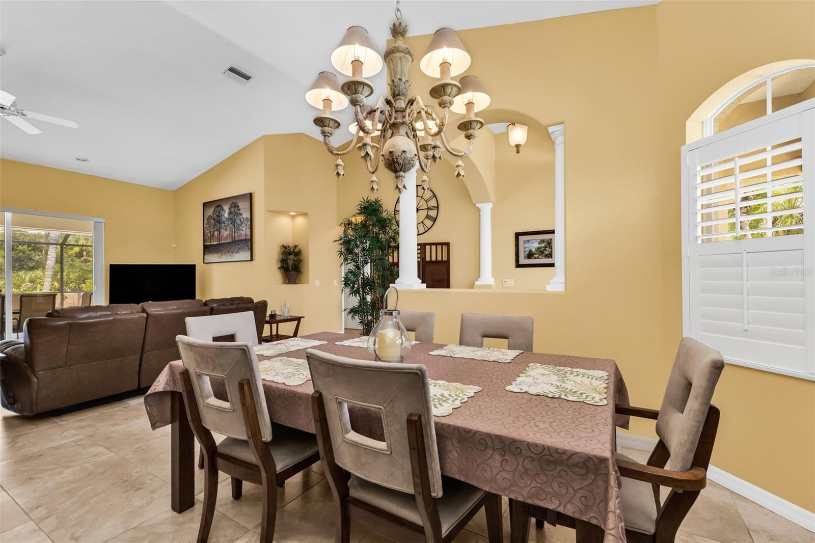 PEBBLE CREEK - Residential