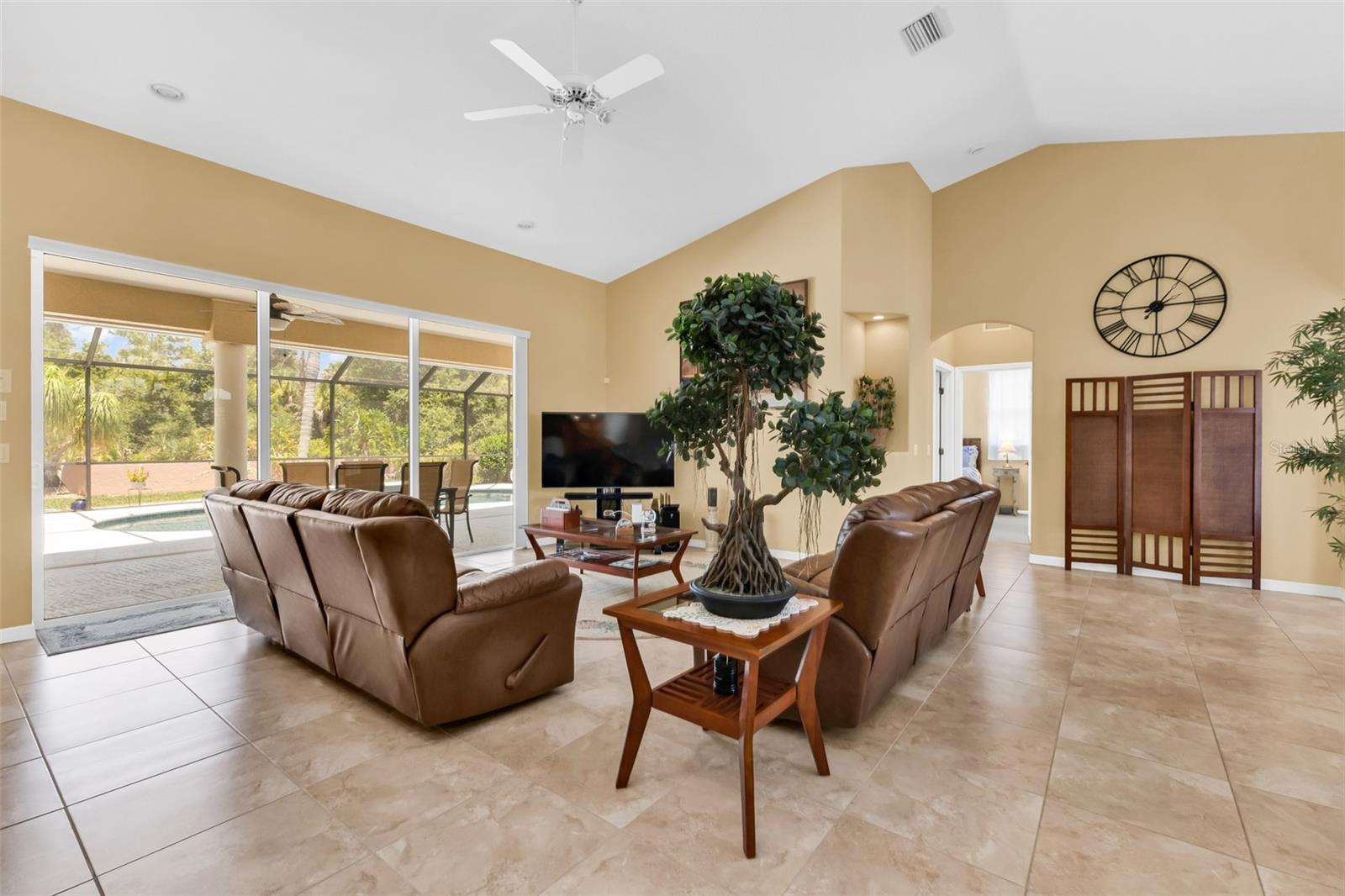 PEBBLE CREEK - Residential