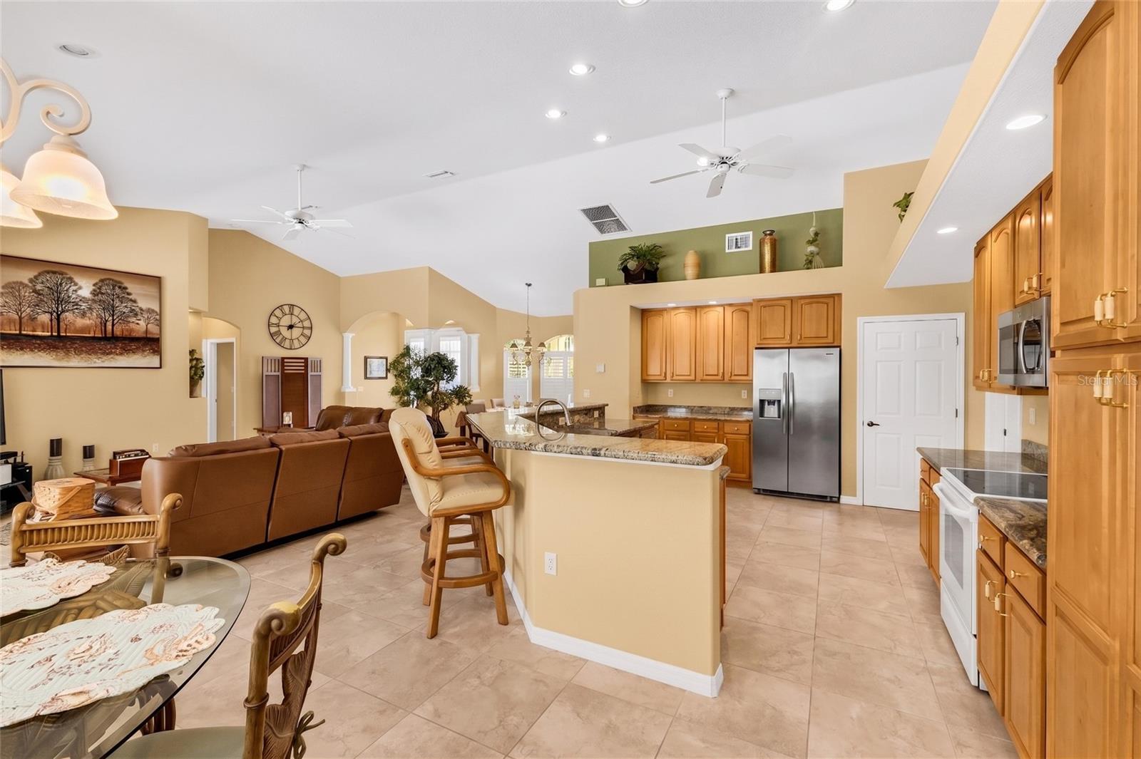 PEBBLE CREEK - Residential