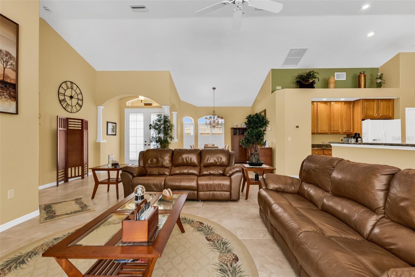 PEBBLE CREEK - Residential