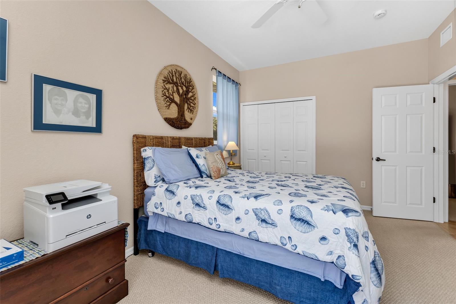PEBBLE CREEK - Residential