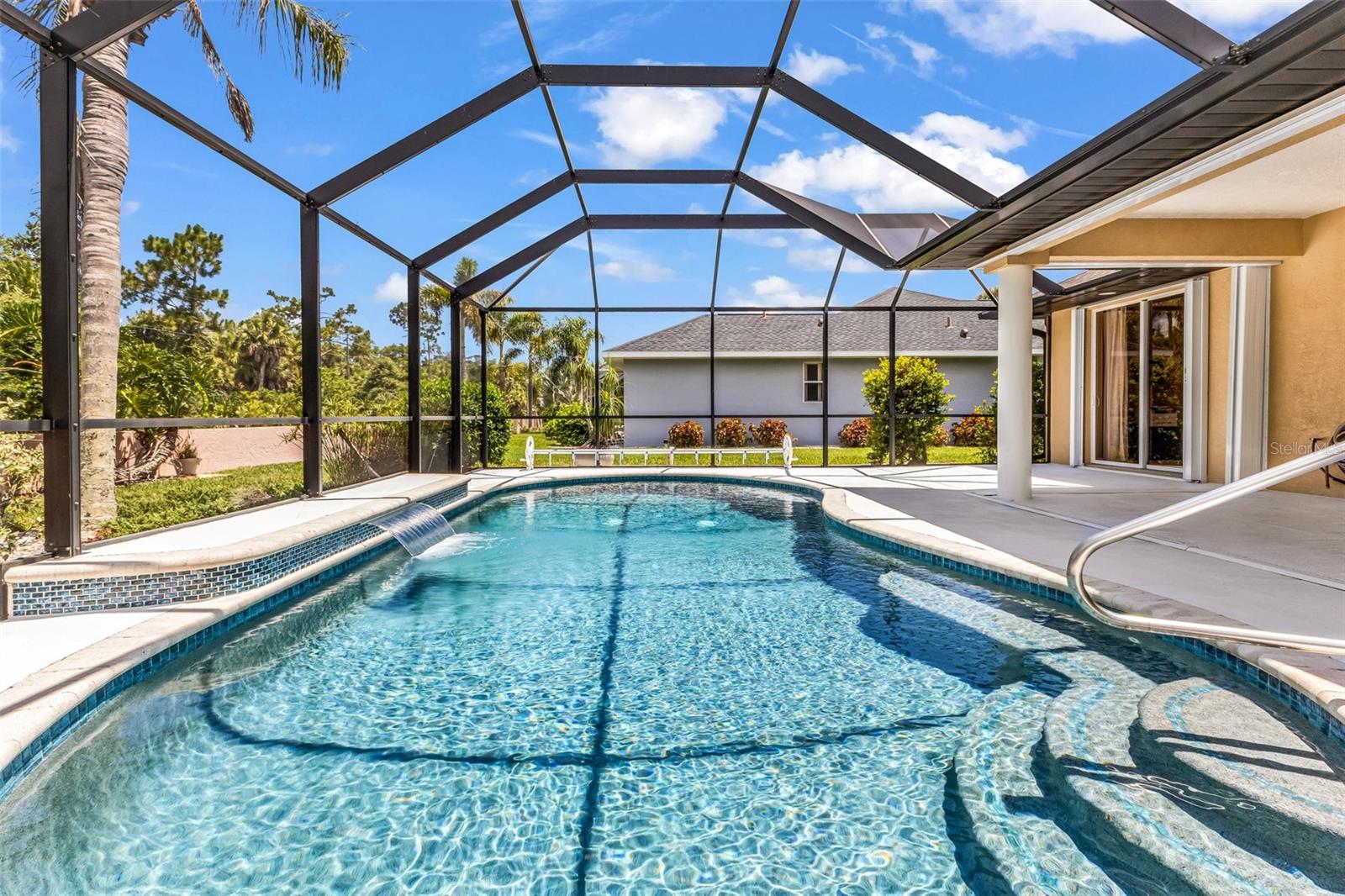 PEBBLE CREEK - Residential