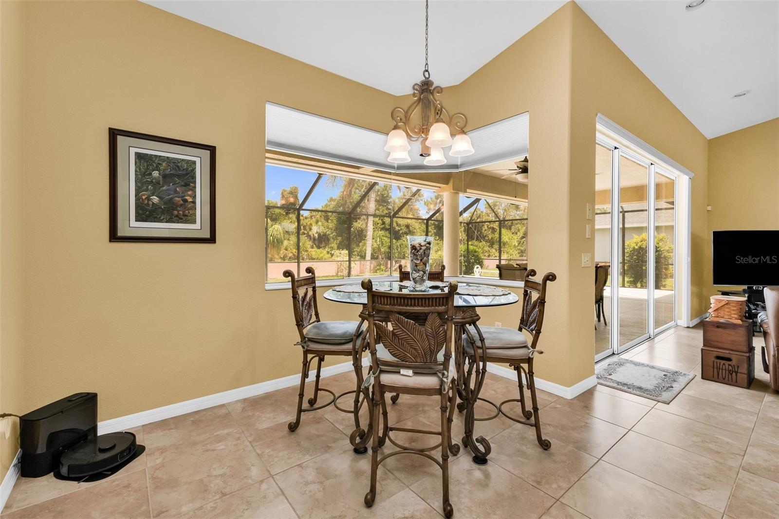 PEBBLE CREEK - Residential
