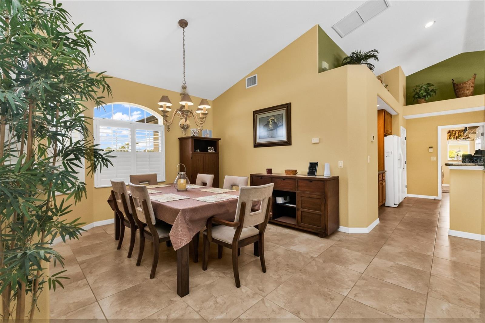 PEBBLE CREEK - Residential