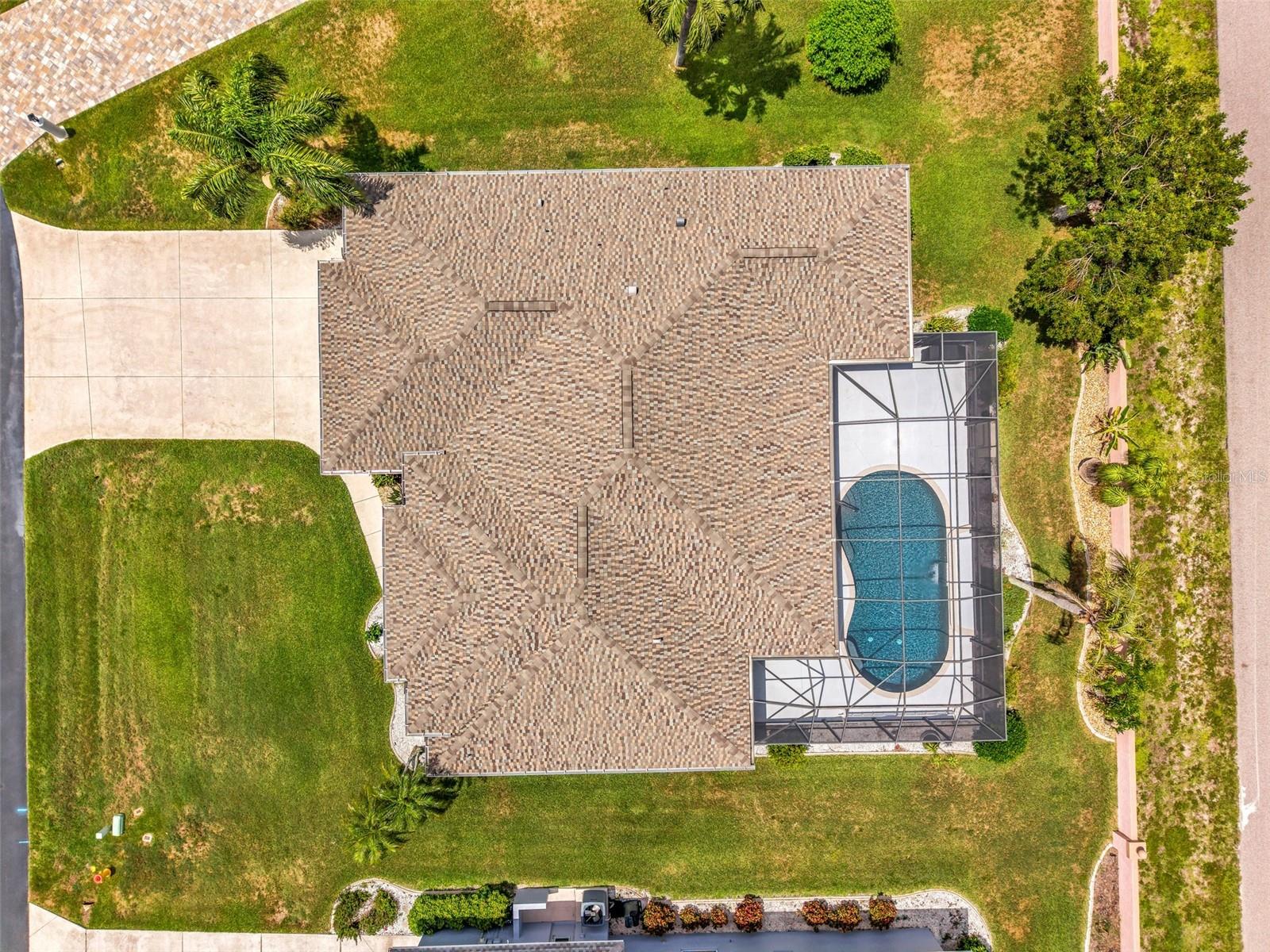 PEBBLE CREEK - Residential