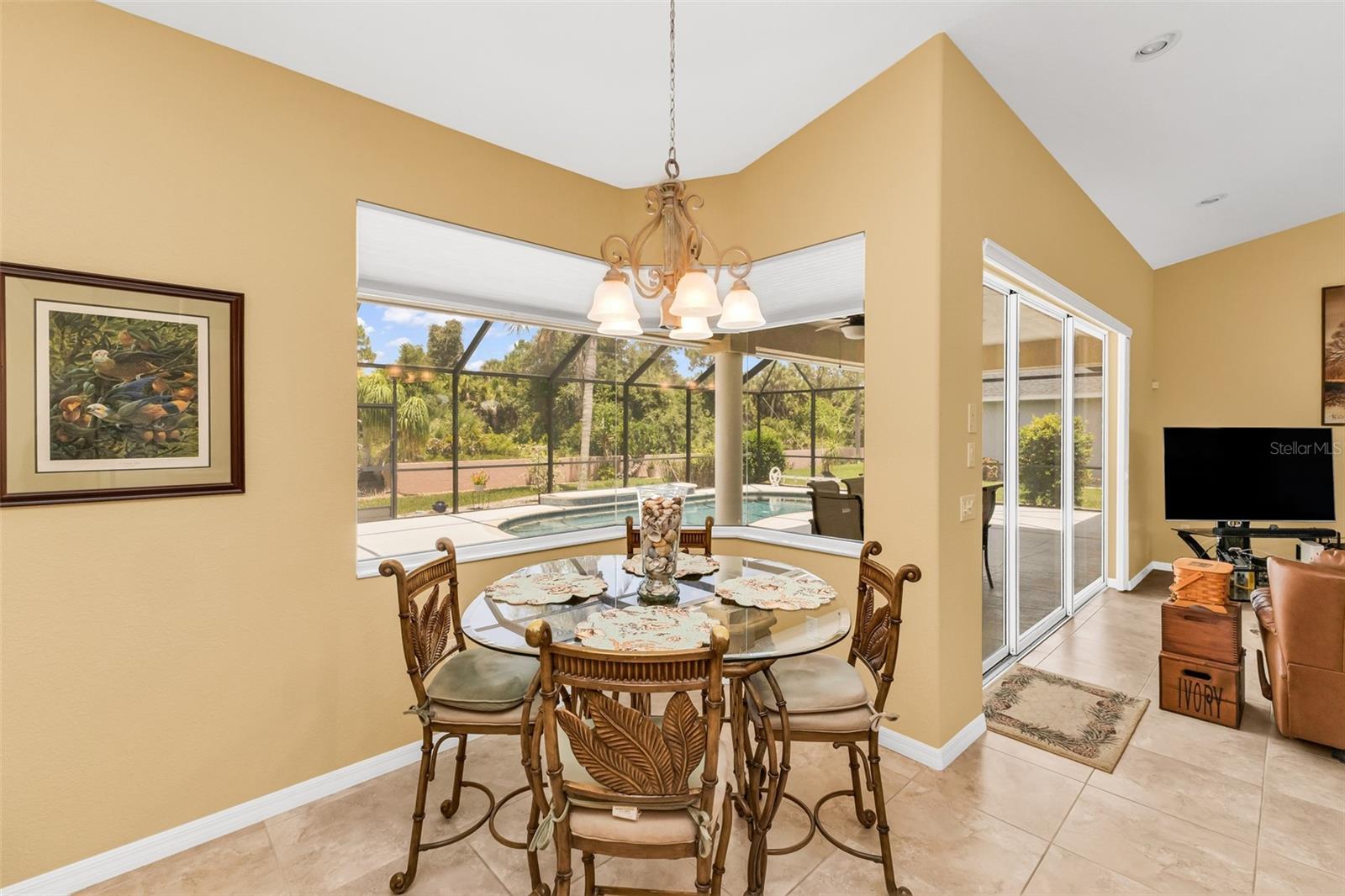 PEBBLE CREEK - Residential