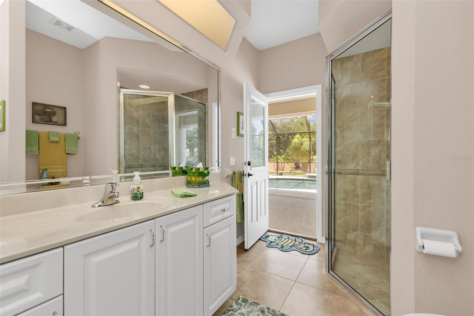 PEBBLE CREEK - Residential