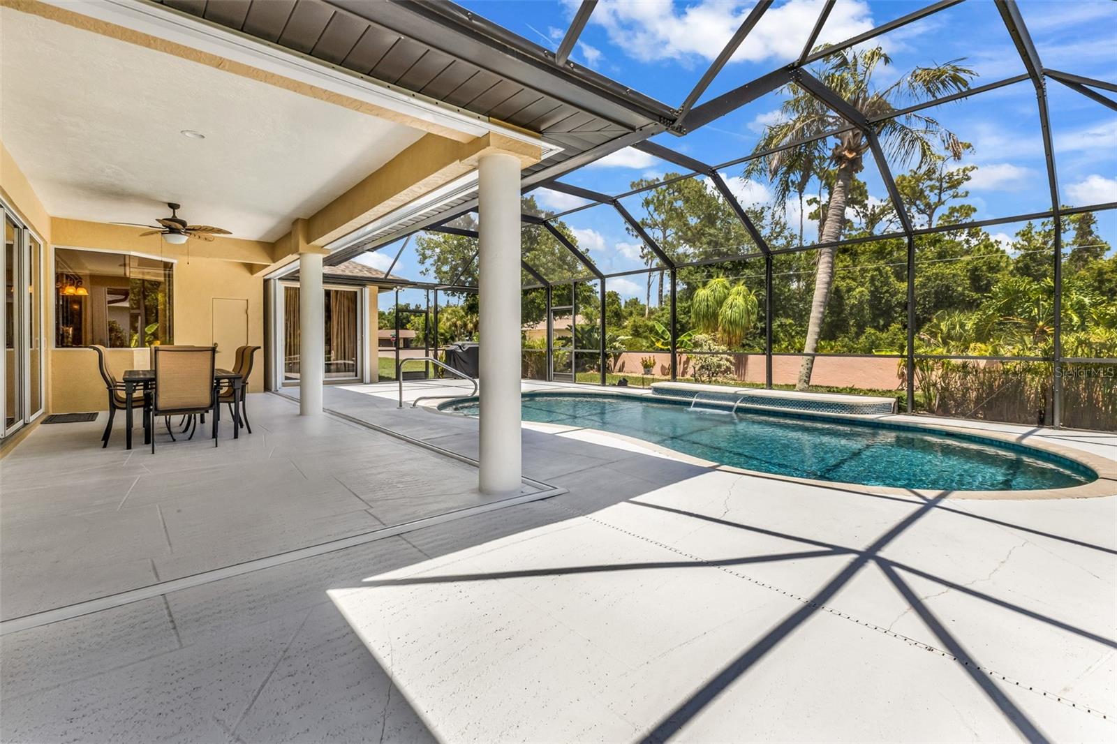 PEBBLE CREEK - Residential