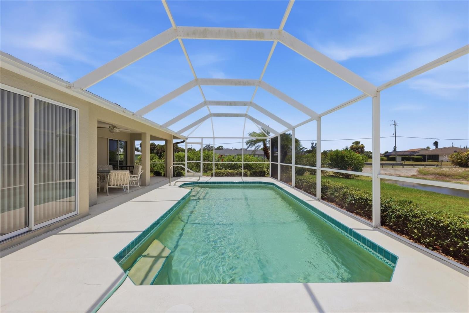 ROTONDA PEBBLE BEACH - Residential
