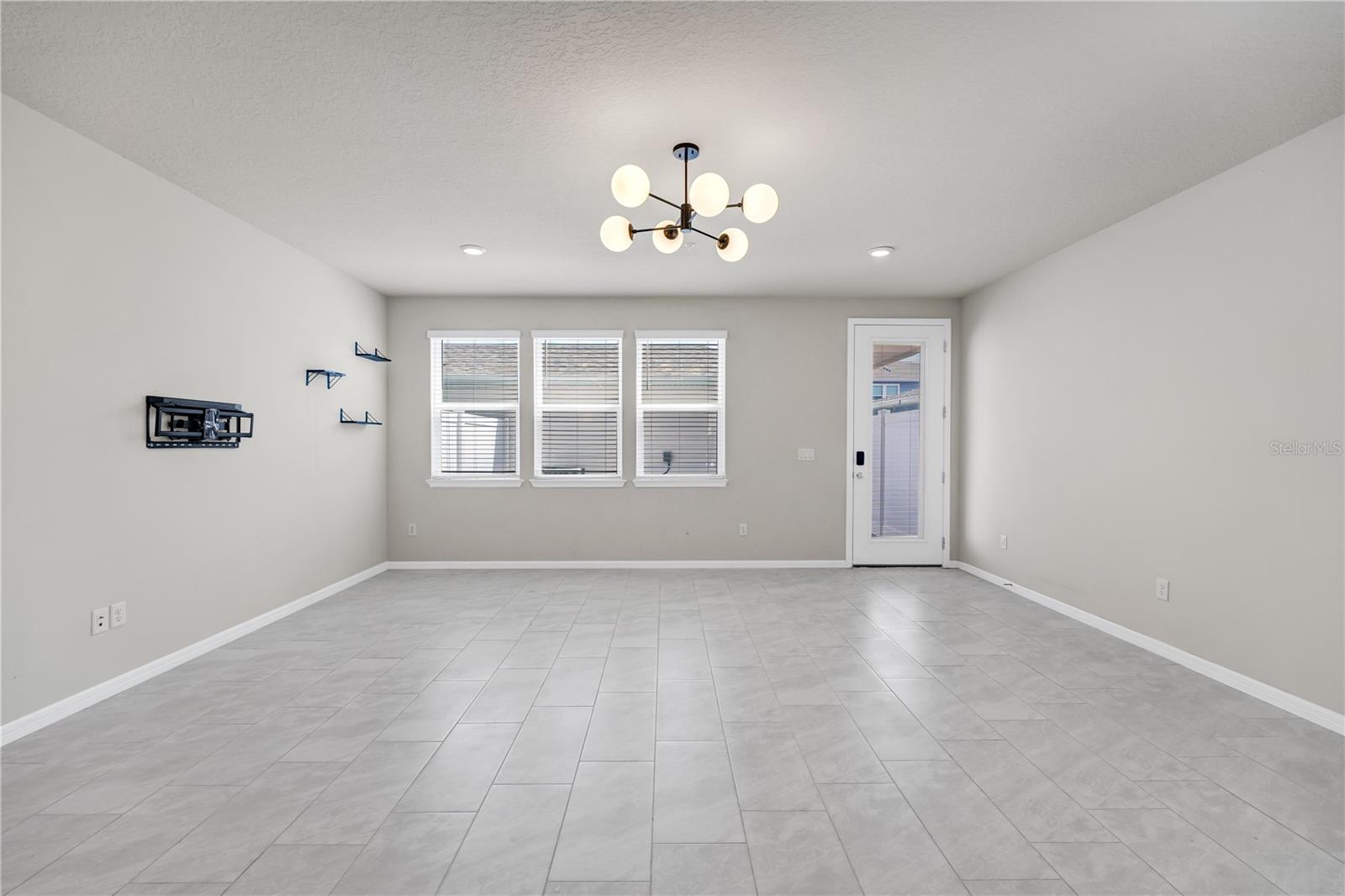 ISLES OF LAKE NONA - Residential