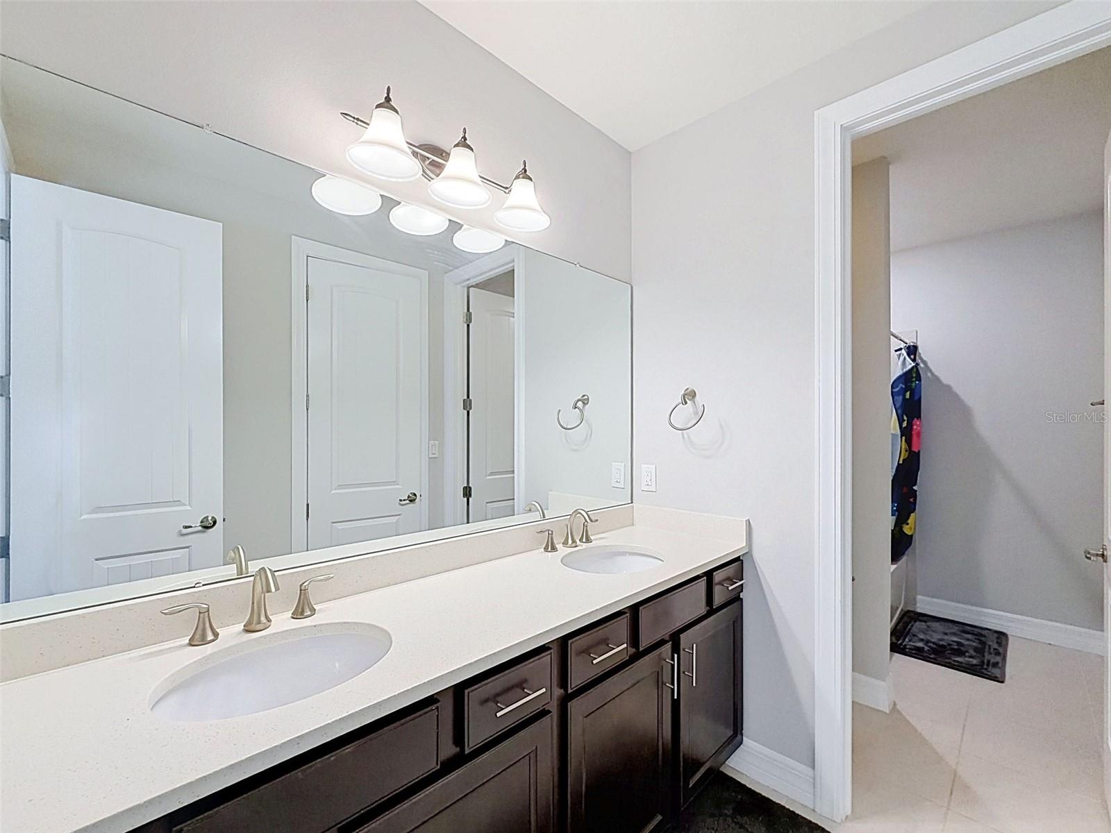 STARKEY RANCH VILLAGE 2 PH 2A - Residential Lease