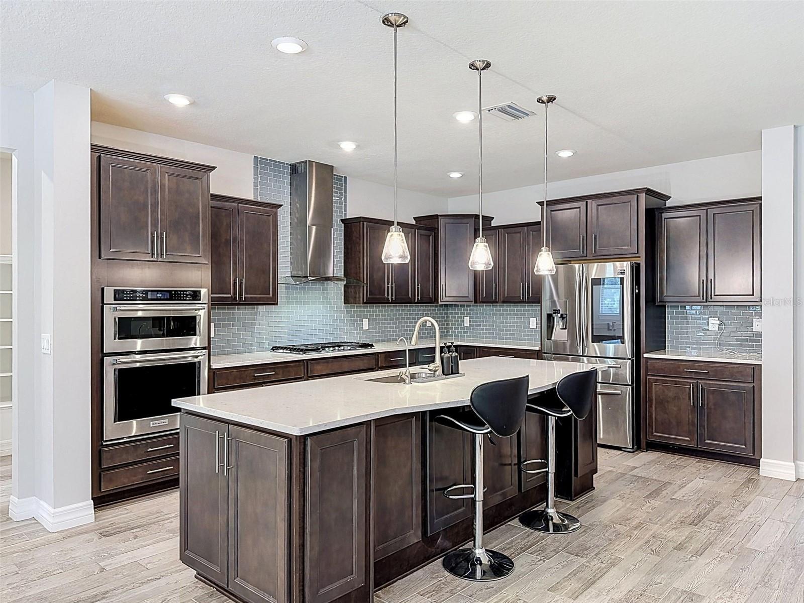 STARKEY RANCH VILLAGE 2 PH 2A - Residential Lease