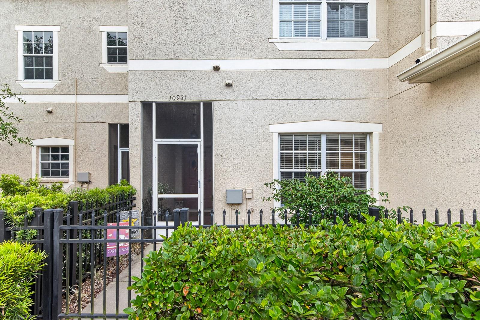 RIVERCREST TWNHMS WEST PHAS - Residential