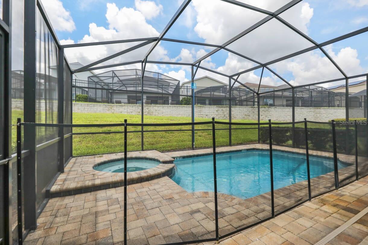 SOLARA RESORT - Residential