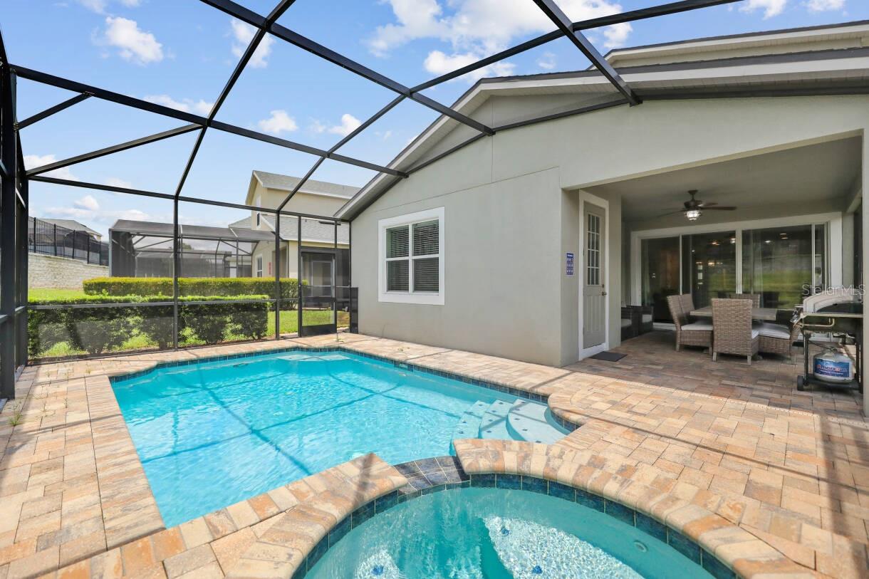 SOLARA RESORT - Residential