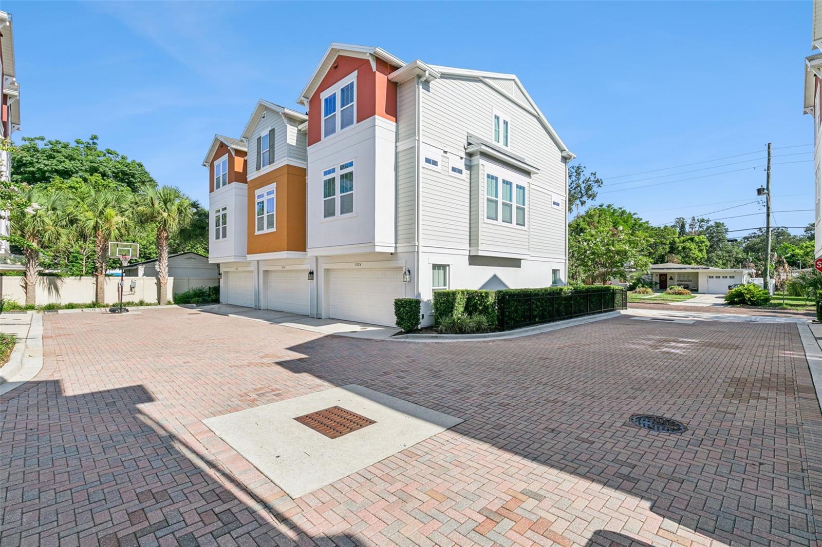 PARK LAKE HLND - Residential
