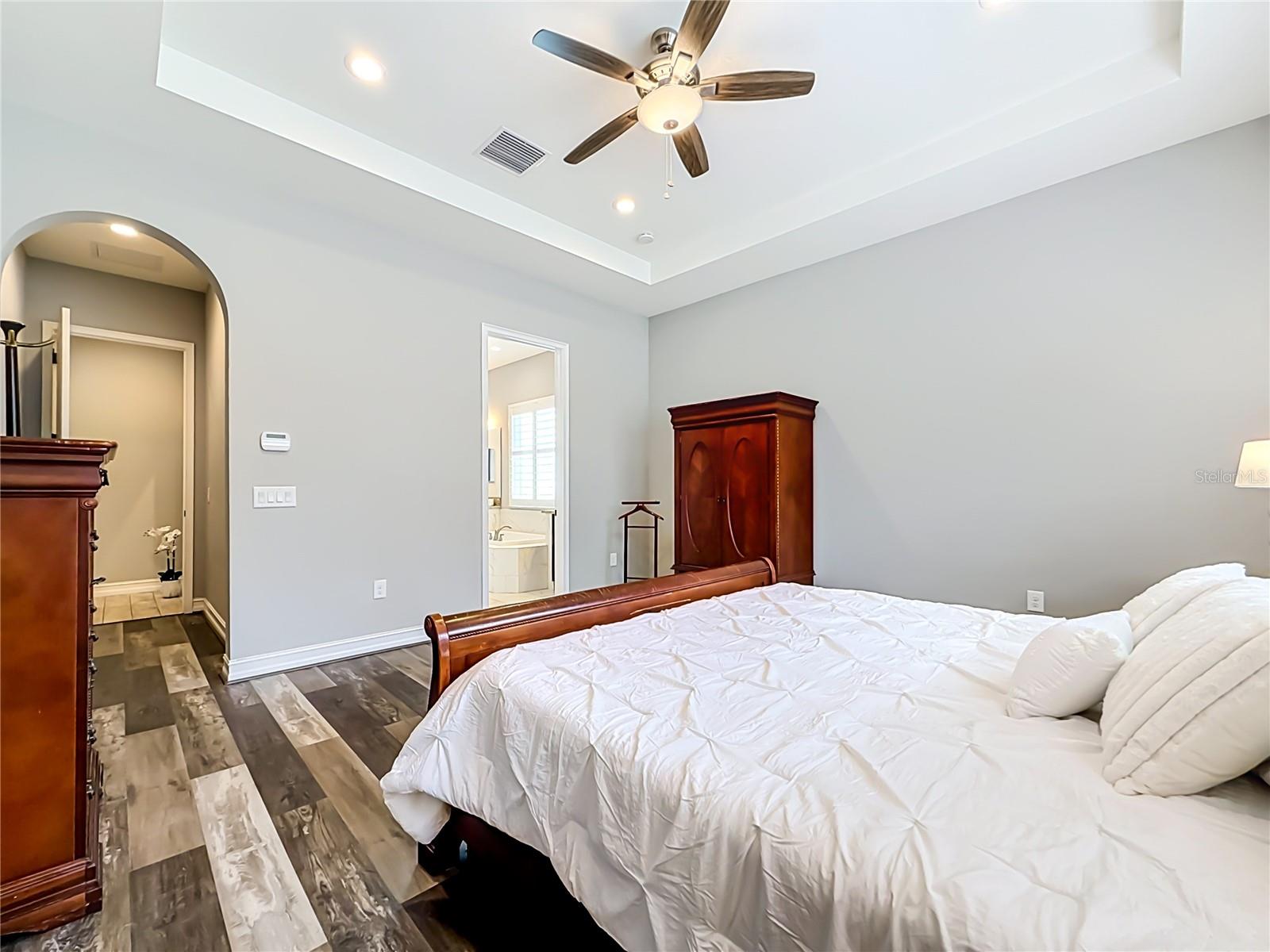 PROMENADE AT LAKE PARK - Residential