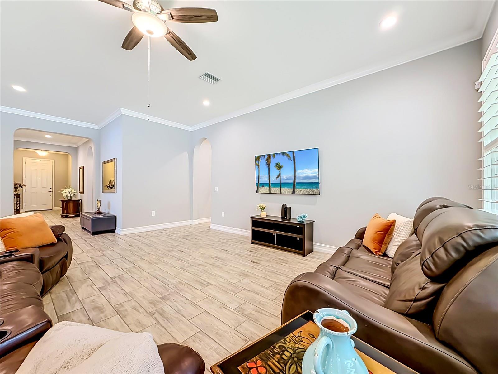 PROMENADE AT LAKE PARK - Residential