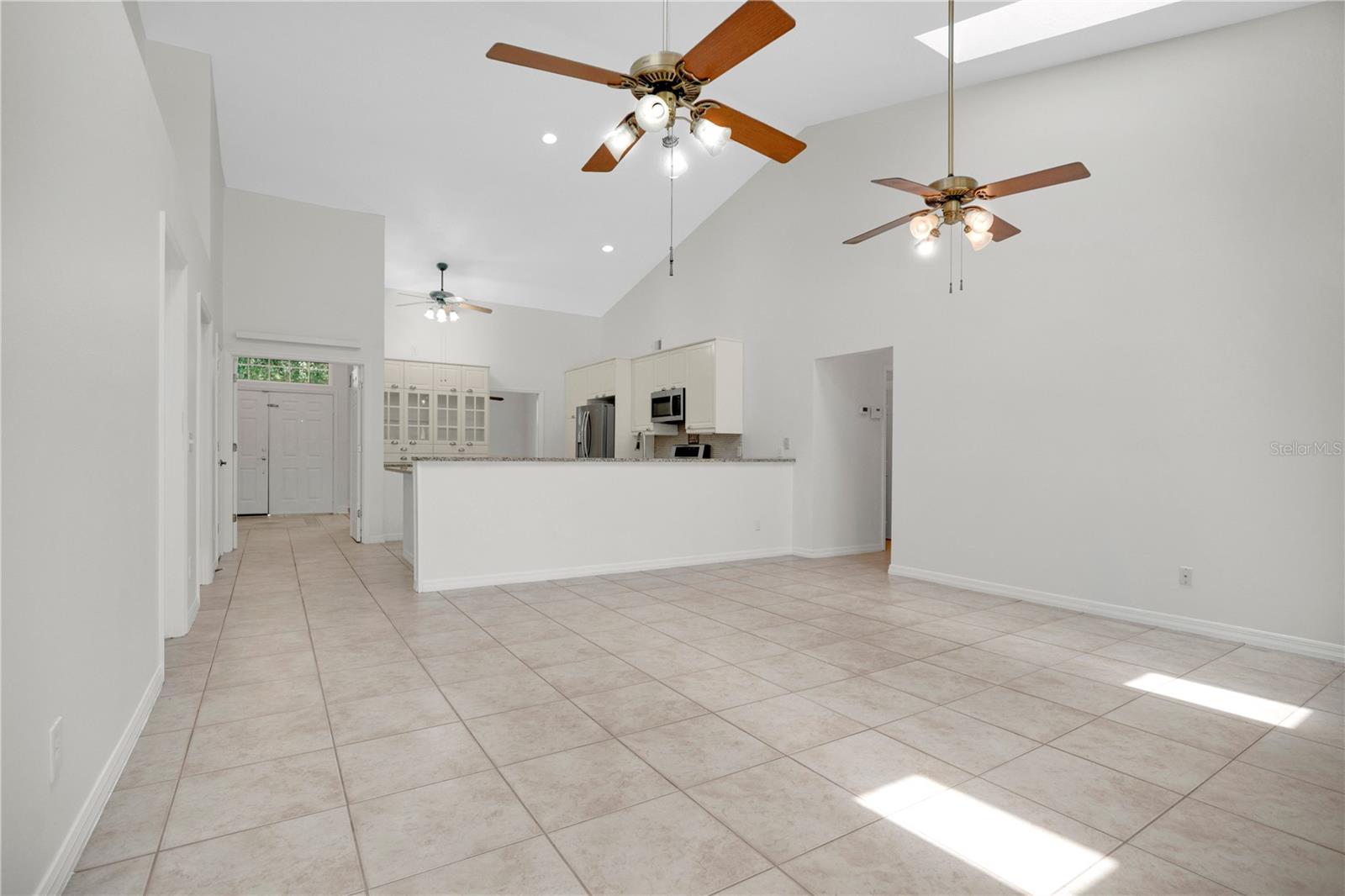 KINGSTON OAKS - Residential