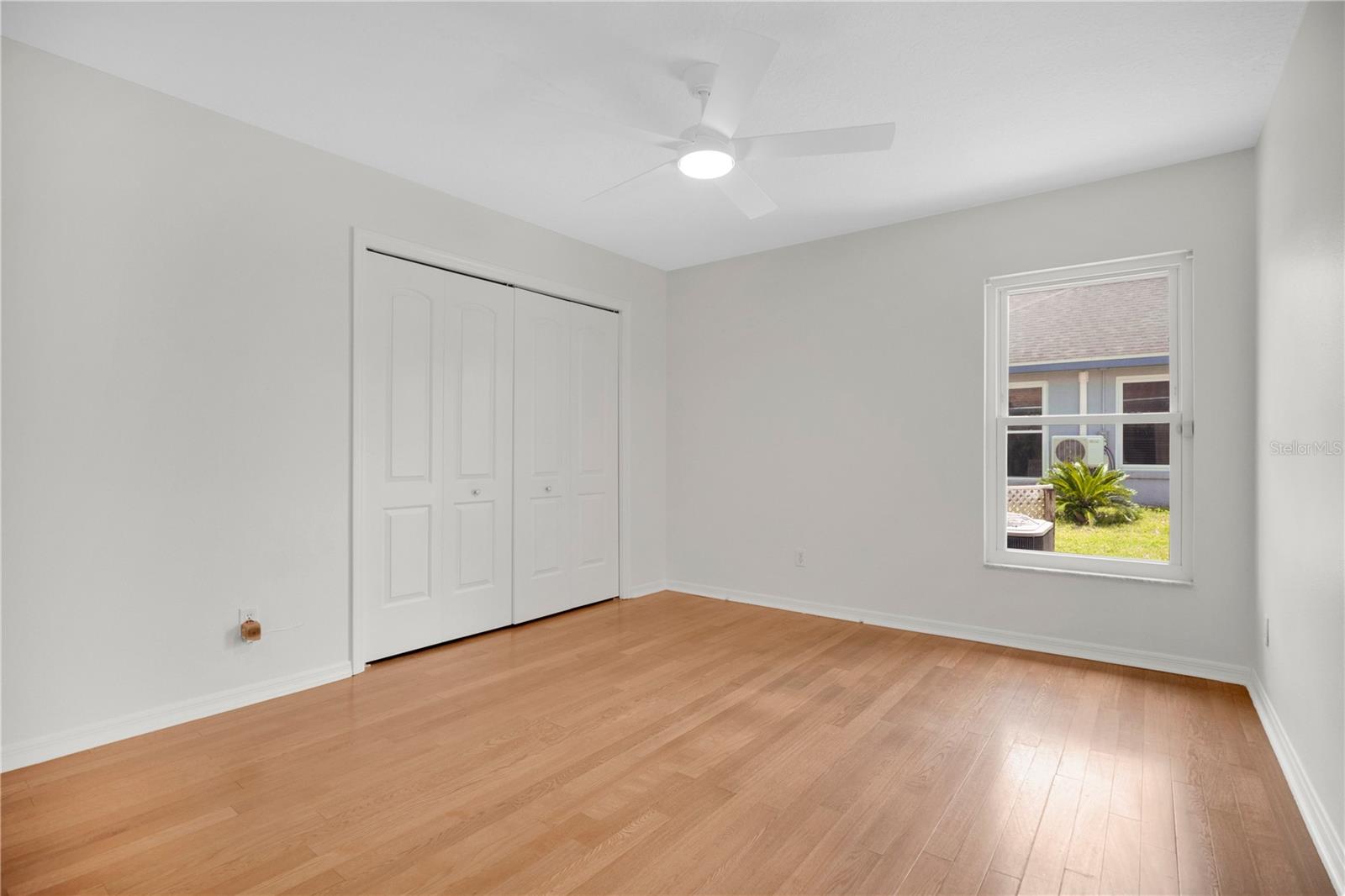 KINGSTON OAKS - Residential