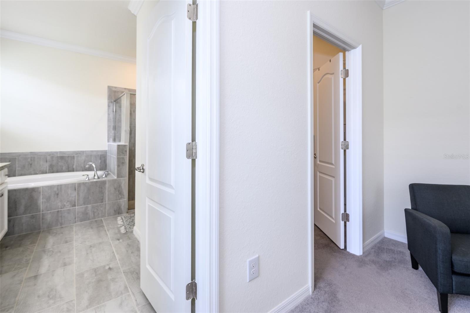 HARBOR WEST - Residential Lease