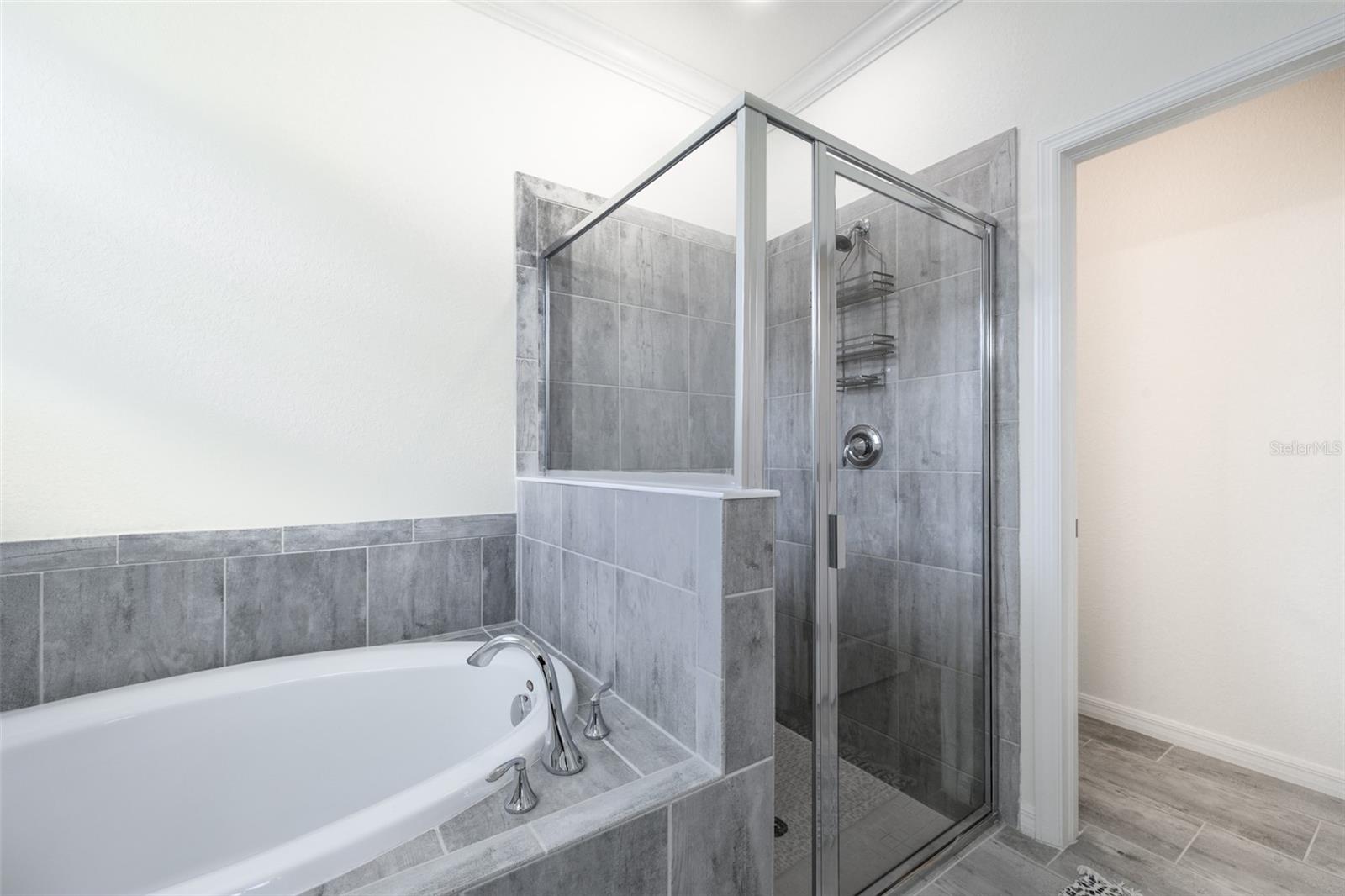 HARBOR WEST - Residential Lease