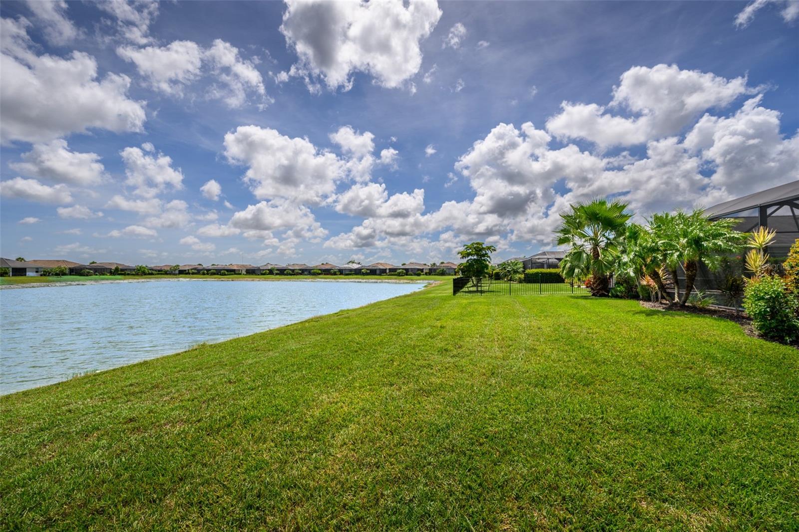 HARBOR WEST - Residential Lease