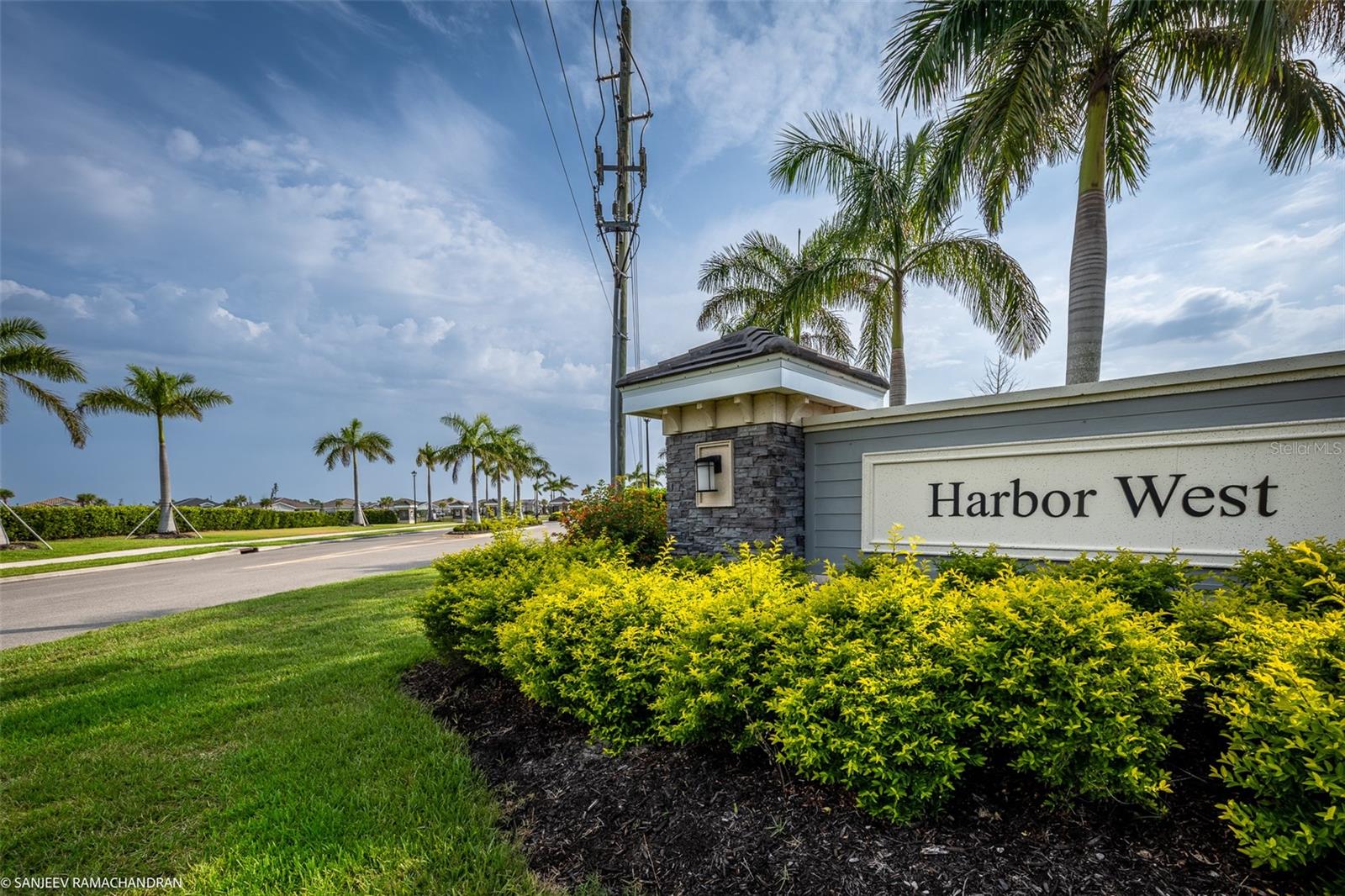 HARBOR WEST - Residential Lease