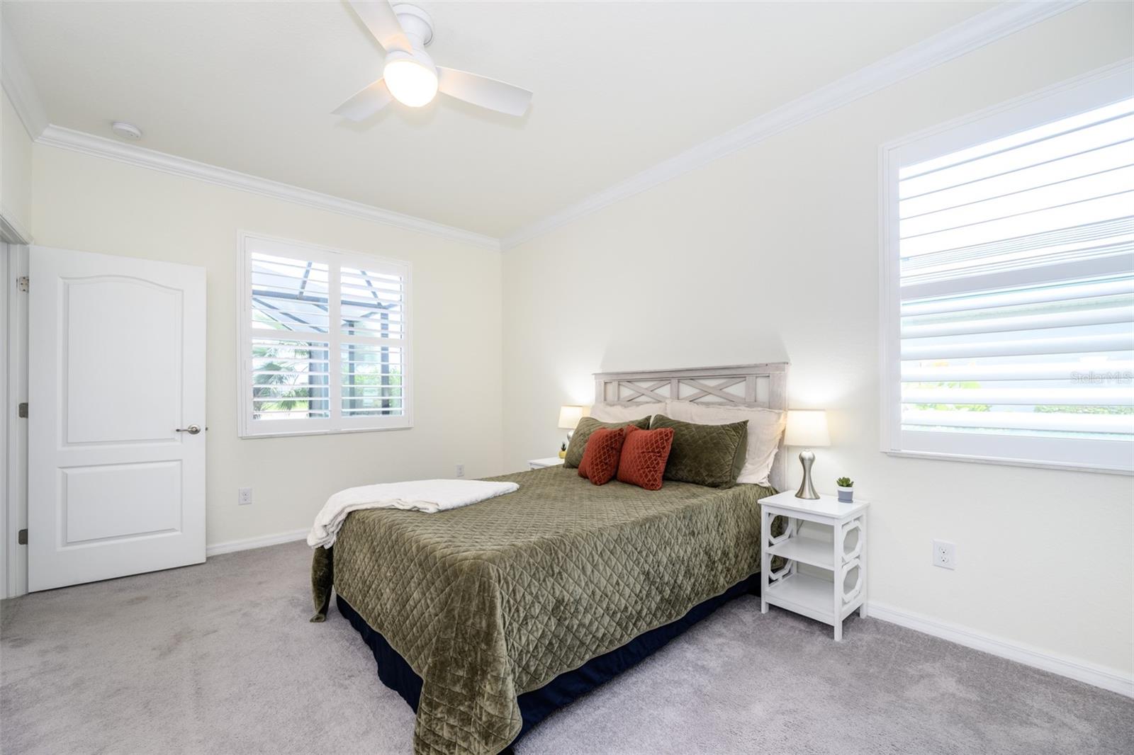 HARBOR WEST - Residential Lease
