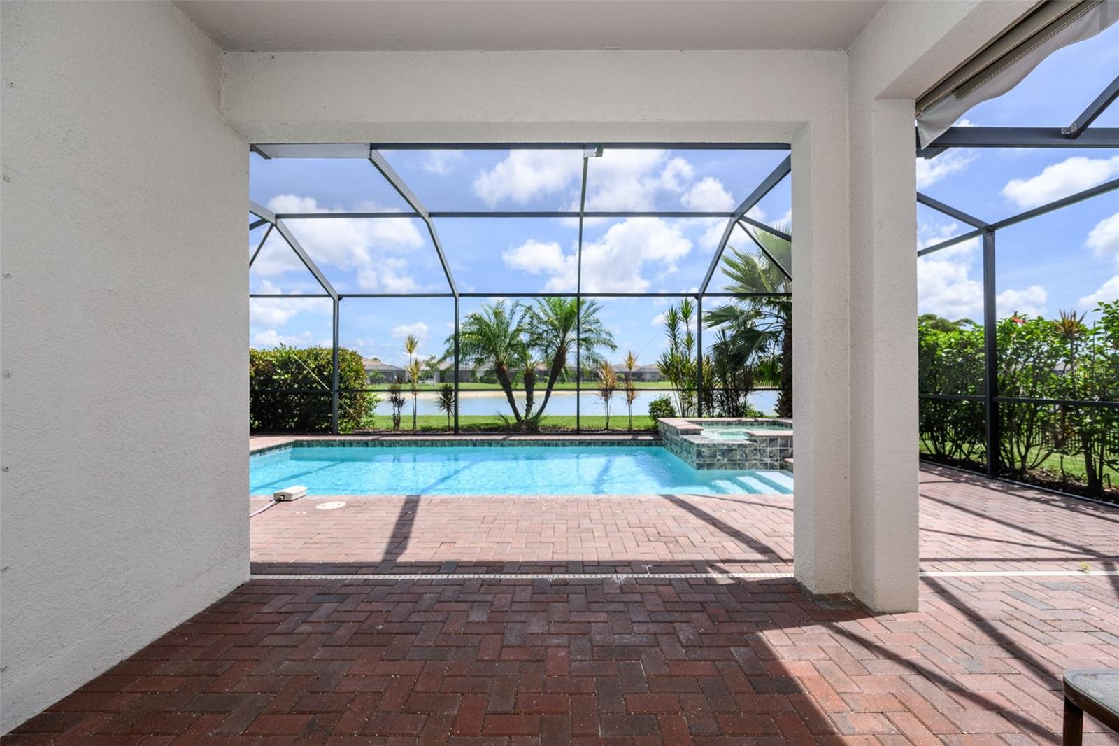 HARBOR WEST - Residential Lease