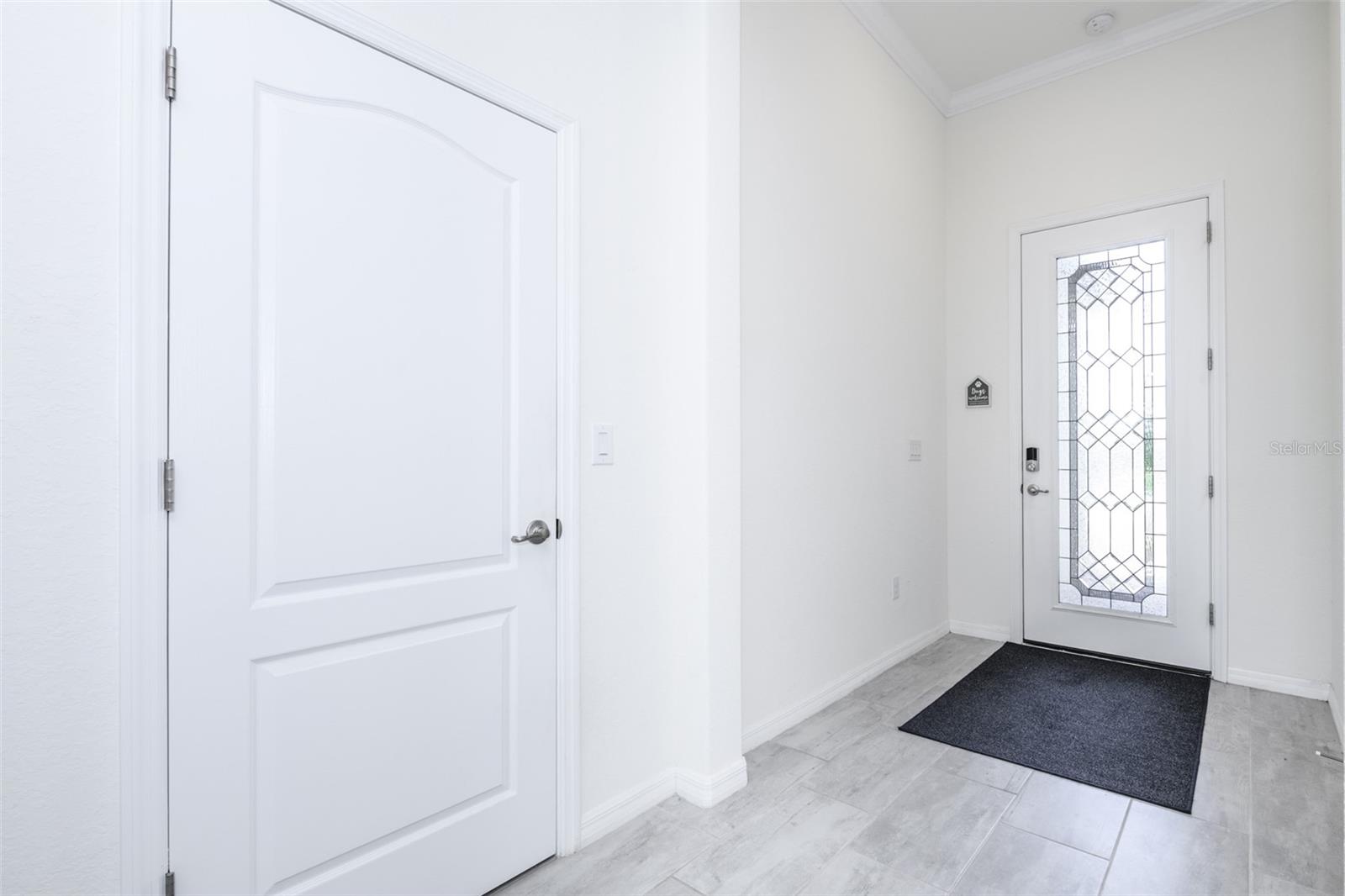 HARBOR WEST - Residential Lease