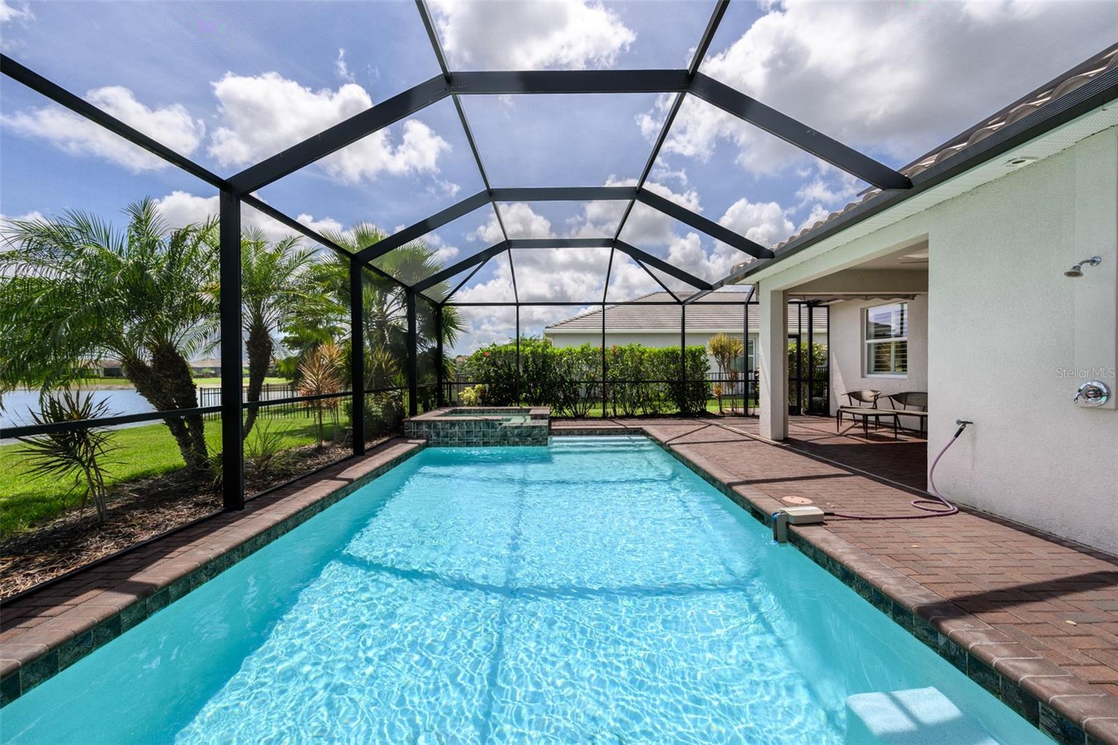 HARBOR WEST - Residential Lease