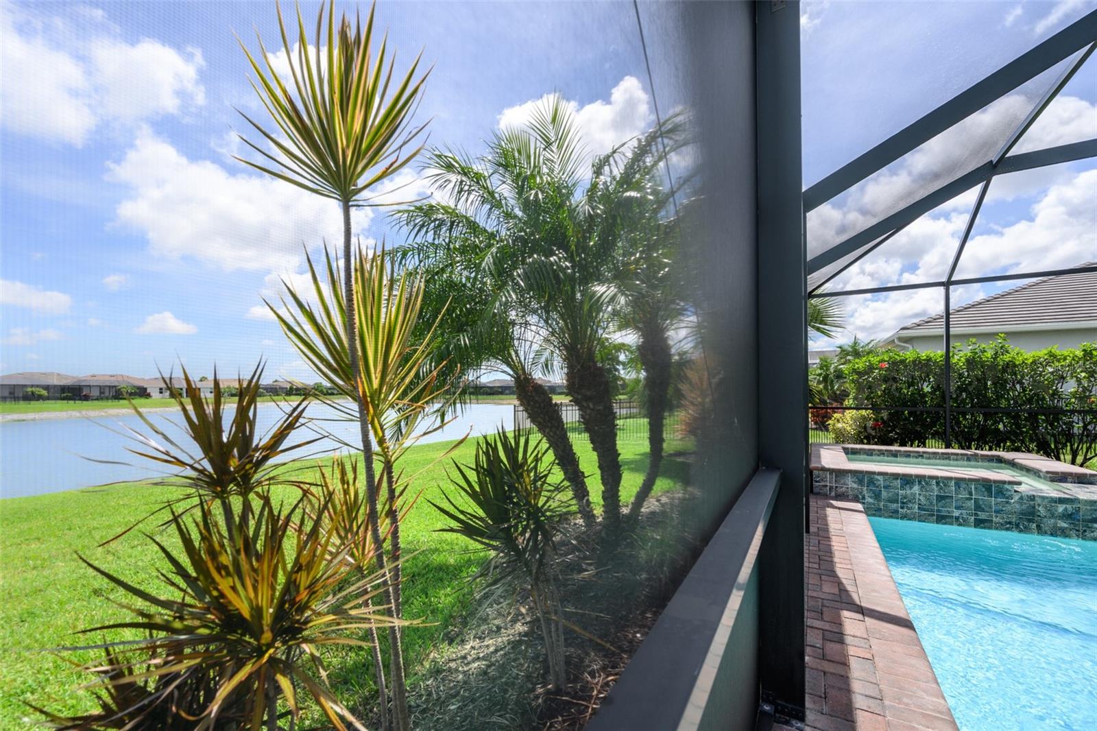 HARBOR WEST - Residential Lease