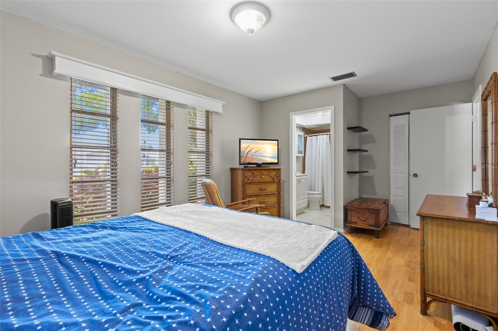 HIGHLAND LAKES CONDO - Residential
